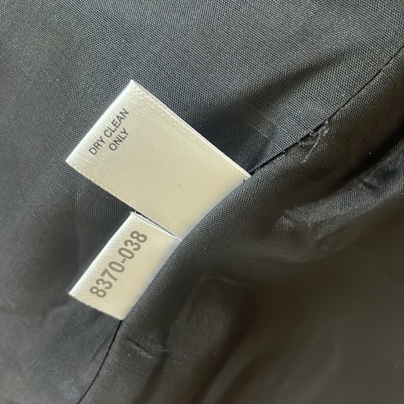 Ann Taylor loft suit set. Black 0 petite. Blazer and pants. - Picture 5 of 10